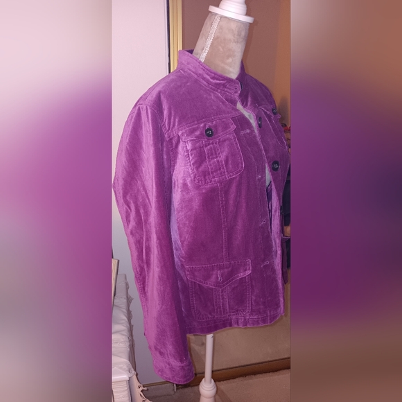 Covington~Vintage Purple Magenta Button Down Velvet Utility Jacket - Picture 13 of 13